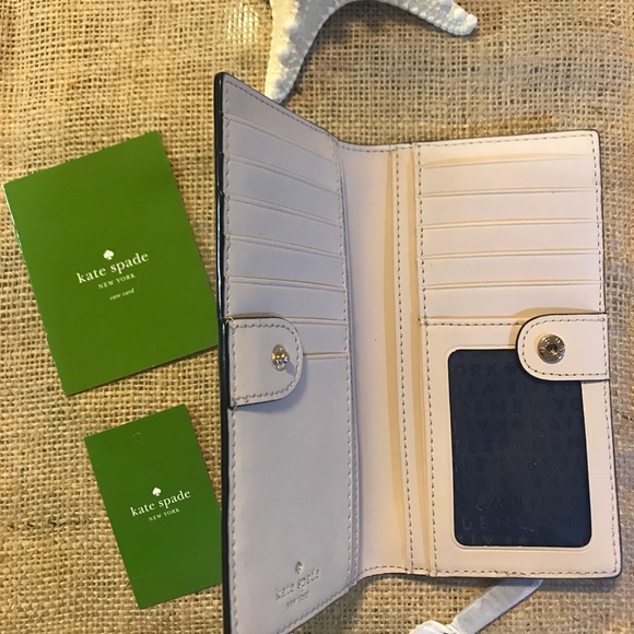Kate Spade Wallet....Bay Street Stacey - Picture 4 of 6
