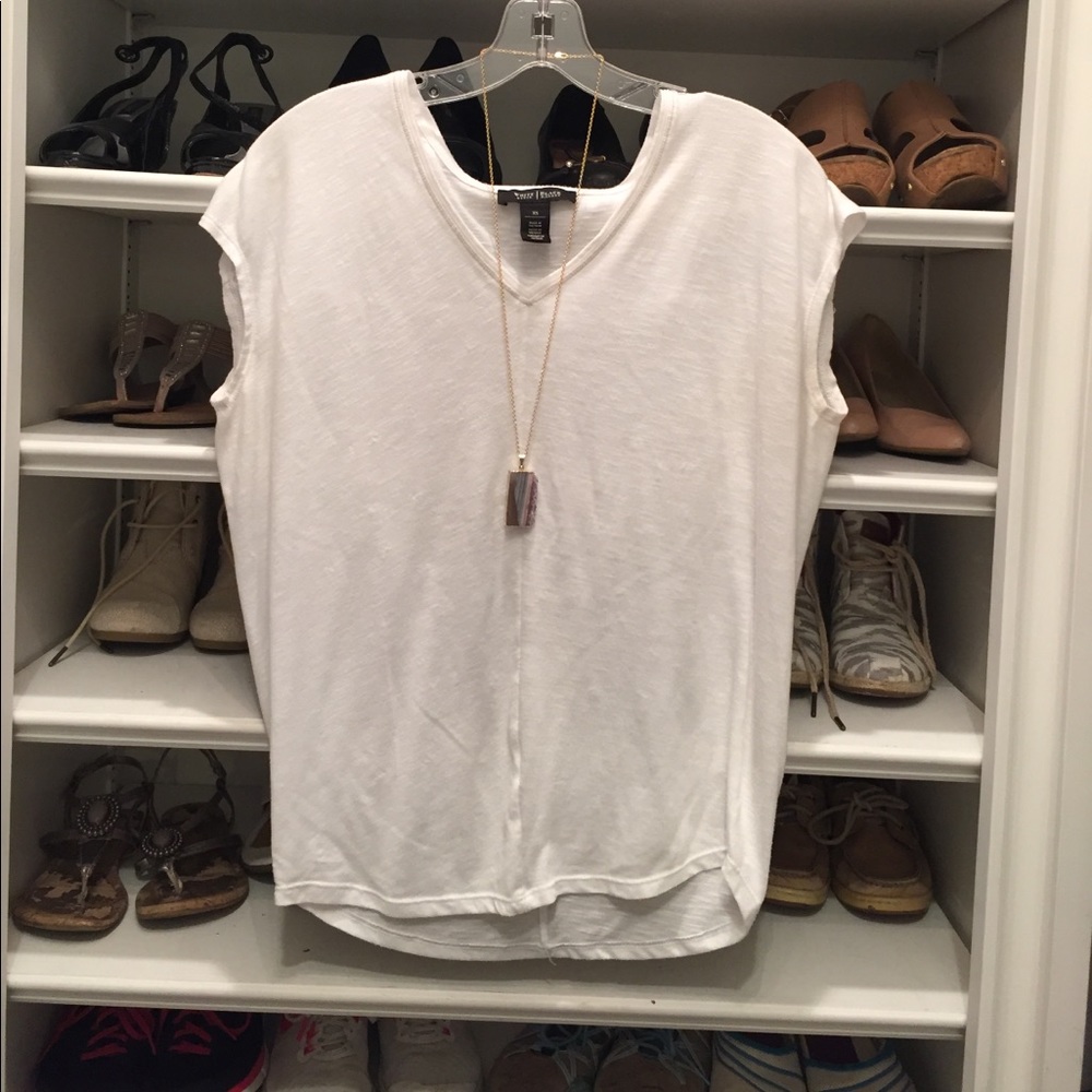 White House Black Market jet setter top