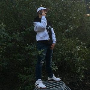 Meet your Posher, Ethan