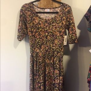 Lularoe Medium Nicole Dress