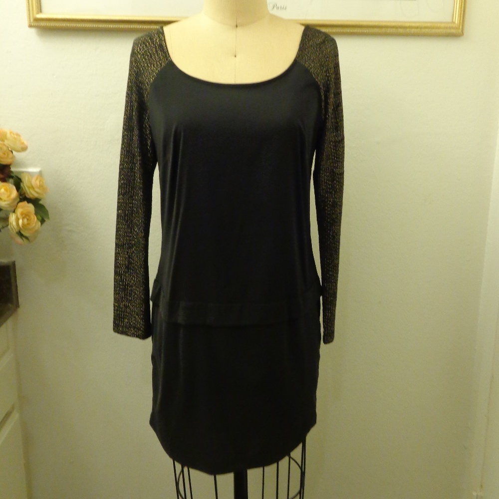 BCBGENERATION Black & Gold Long Sleeve Tunic Dress