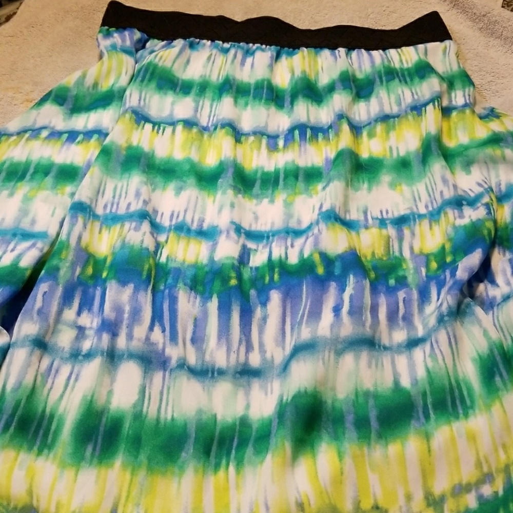 Flowy Lola in beautiful blues and greens