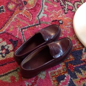 Weejuns/bass penny loafers