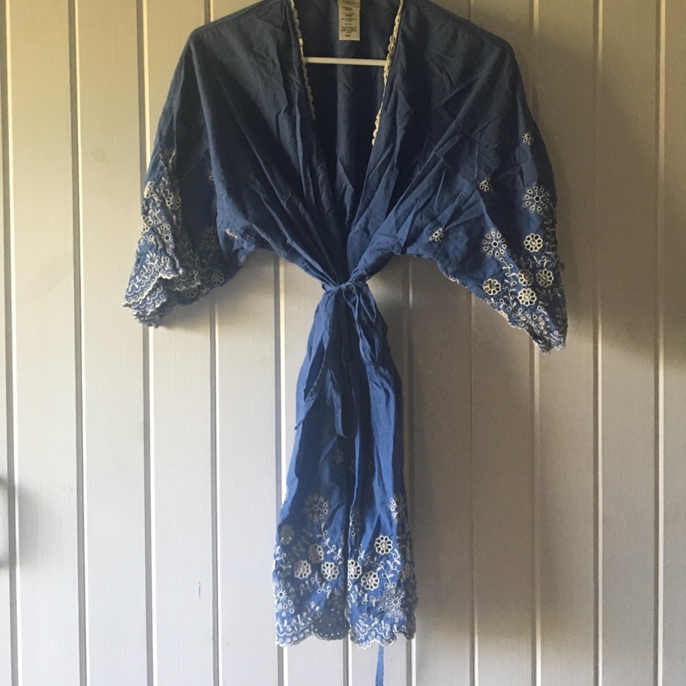 Embroidered Cotton Robe