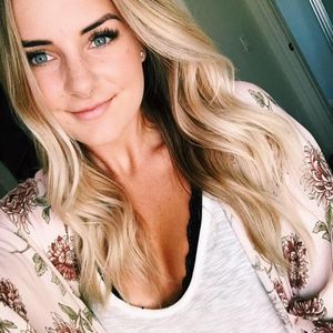 Meet your Posher, Ashley meagan