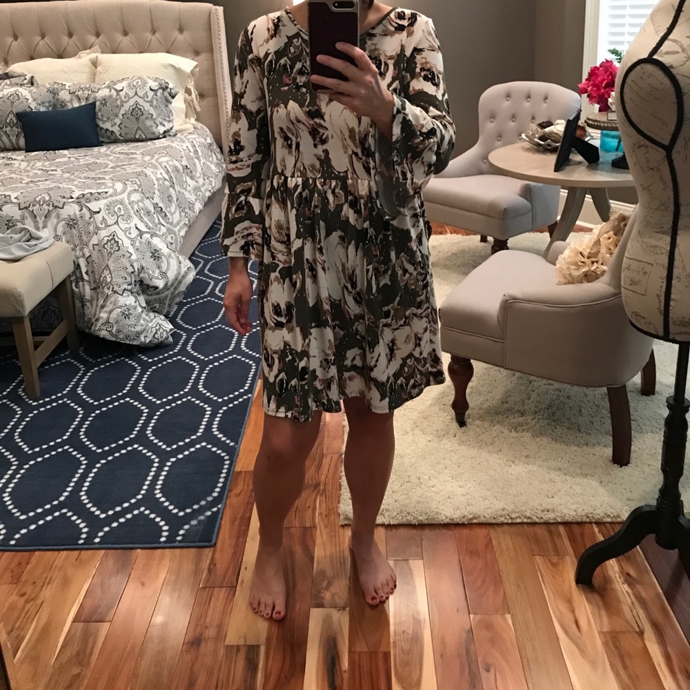 🍁🍂🌻Multi Flower Dress