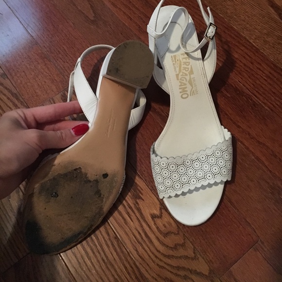 Ferragamo Sandals white block heel strap 8 8.5 B - Picture 2 of 4