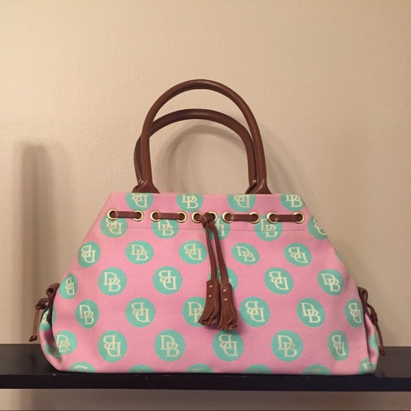 Dooney & Bourke Handbags - Dooney & Bourke Purse