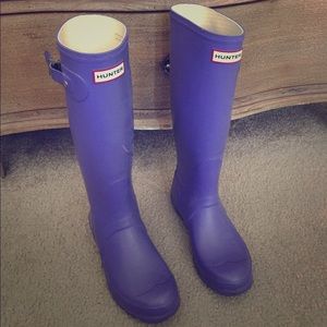 Purple tall hunter rainboots ☔️