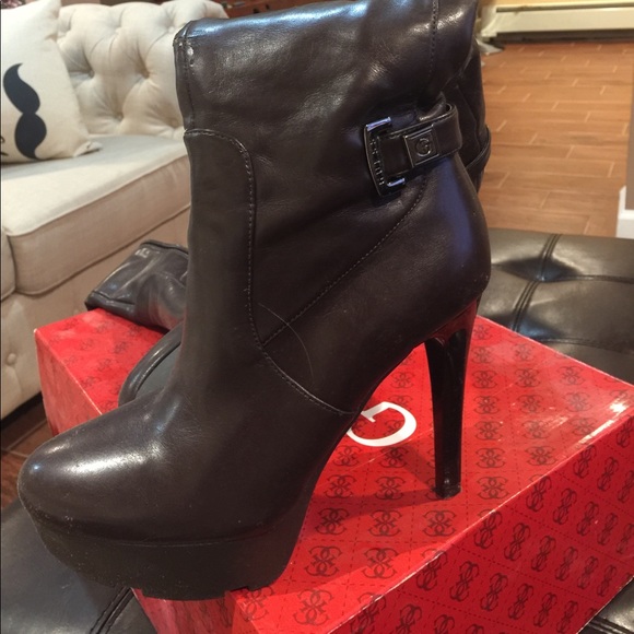 Tall boots - Picture 3 of 4