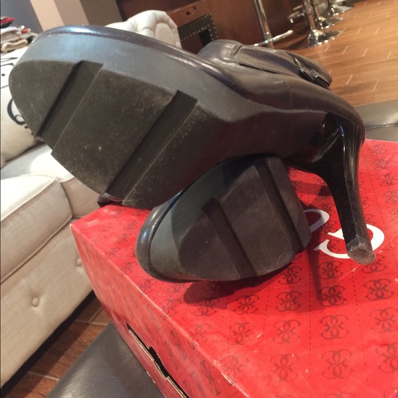 Tall boots - Picture 4 of 4