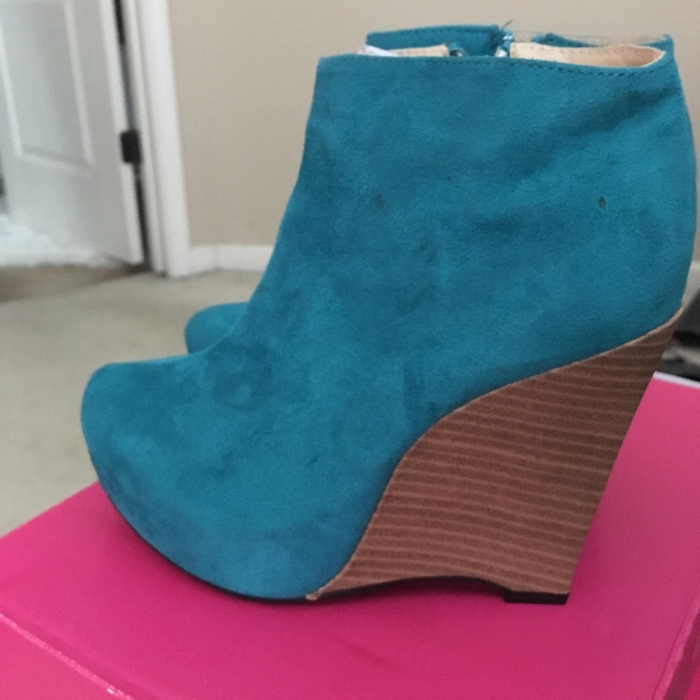 Boots wedge