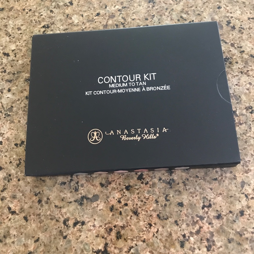 Anastasia Beverly Hills Contour Kit