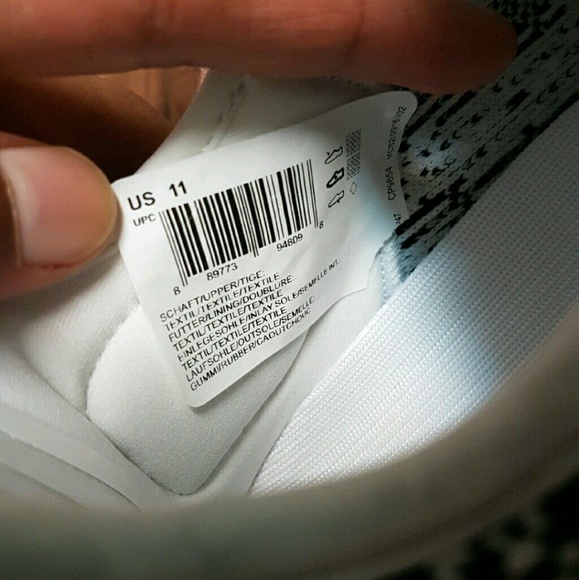 Zebra Yeezys v2 (AUTHENTIC) - Picture 3 of 3