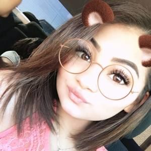 Meet your Posher, Gina