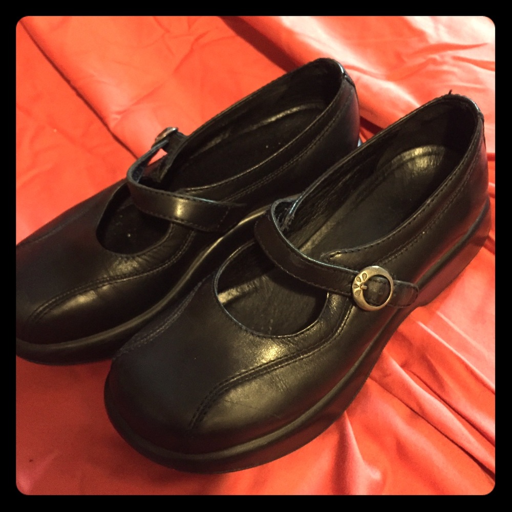 Dansko Maryjanes