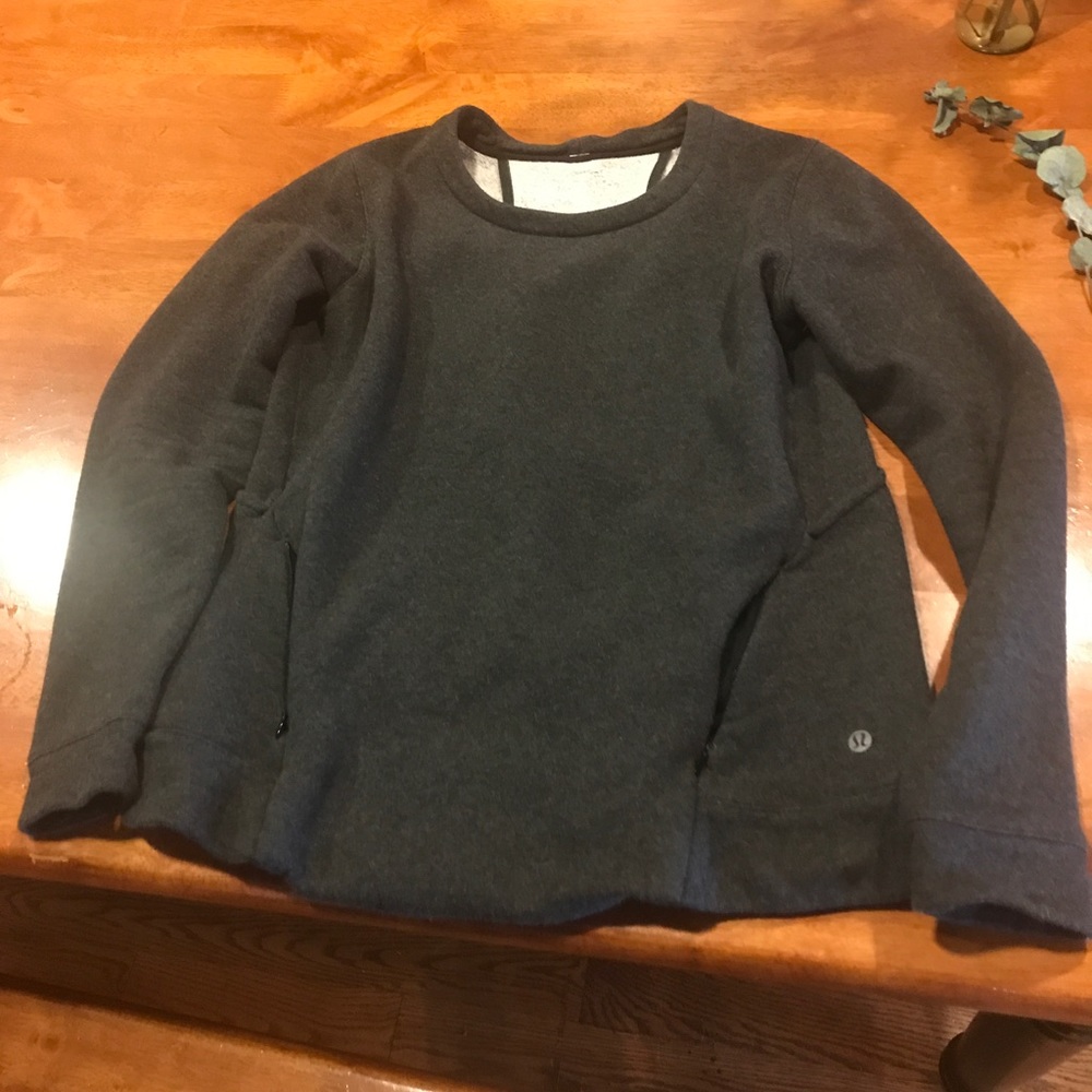 Lululemon crew neck sweatshirt