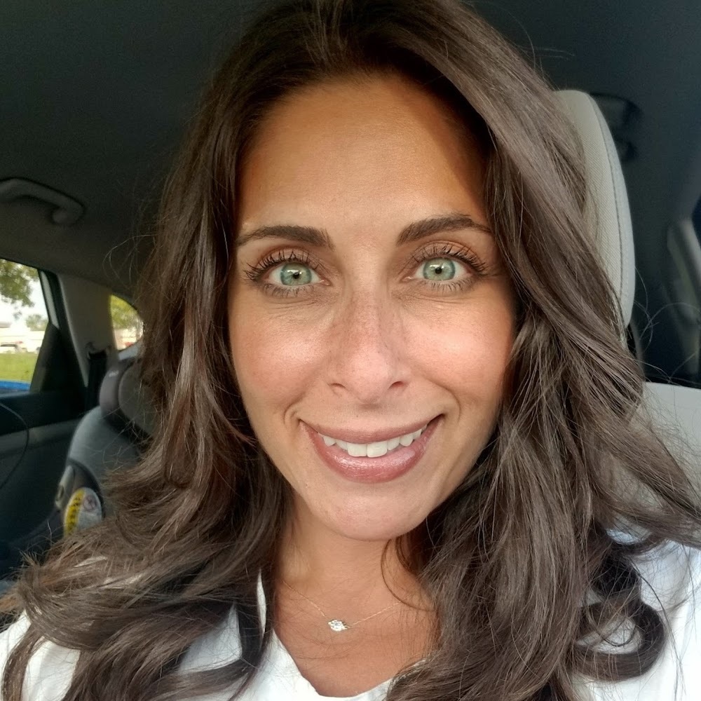 Meet your Posher, Jenn