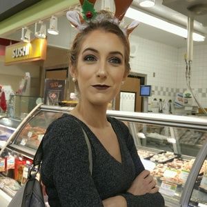 Meet your Posher, Megan