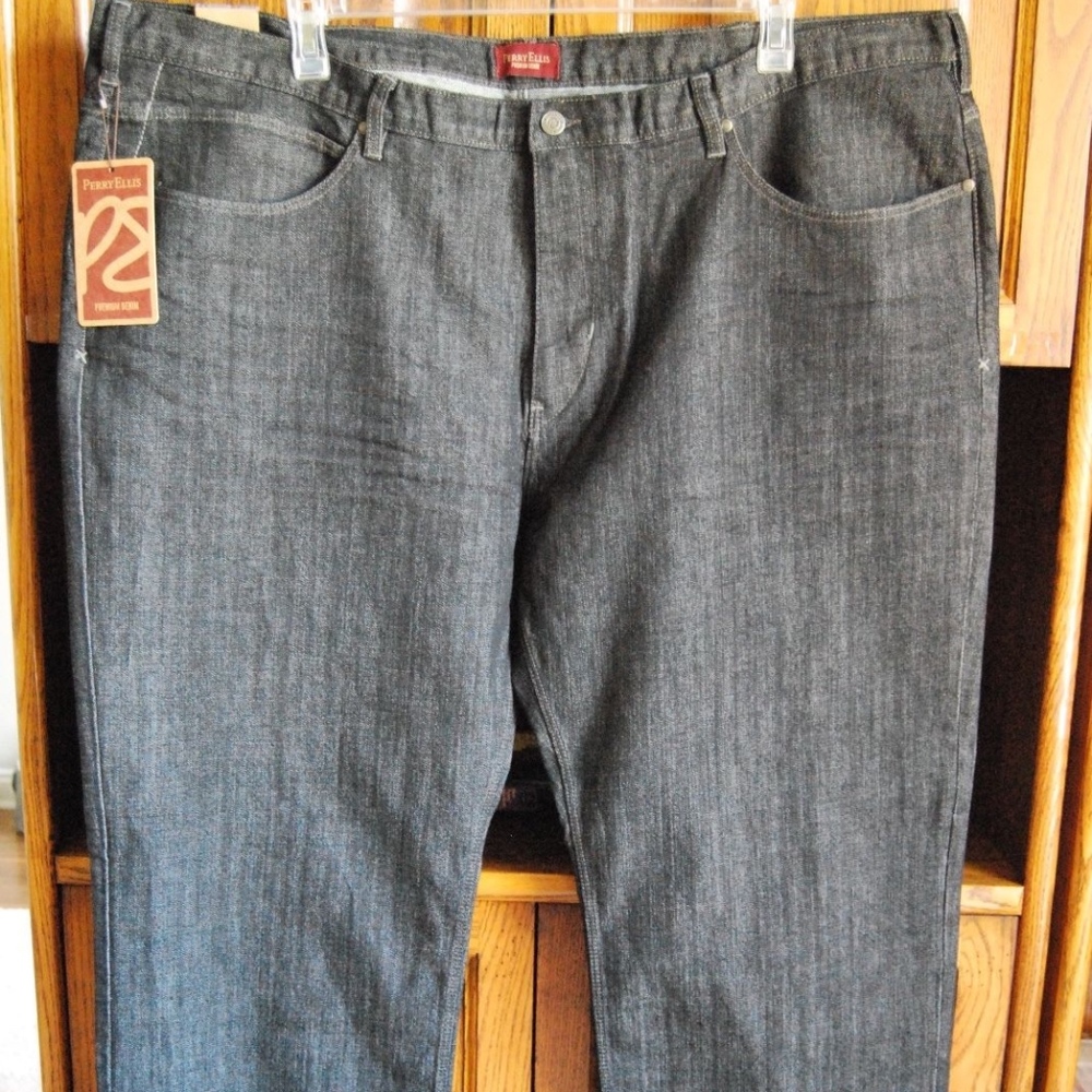 Perry Ellis Premium Denim Jeans Straight Fit Regular Rise Jeans 46W 30L