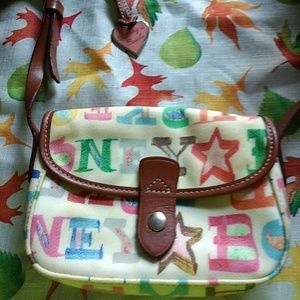 Dooney & Bourke