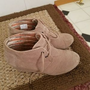 Toms Wedges