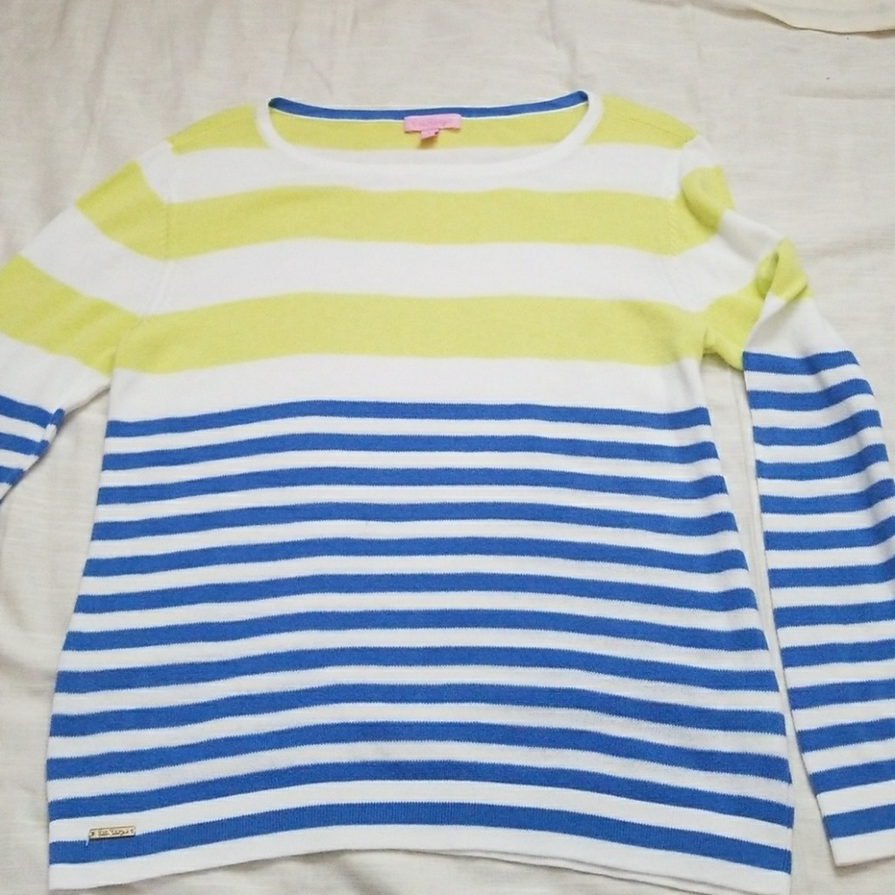 Lilly Pulitzer lightweight top