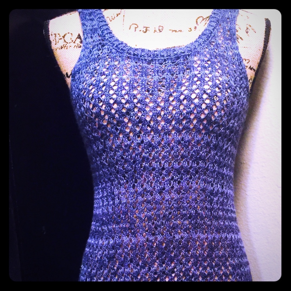Gorgeous Blue Knit Tank-Styled Top Small/Medium