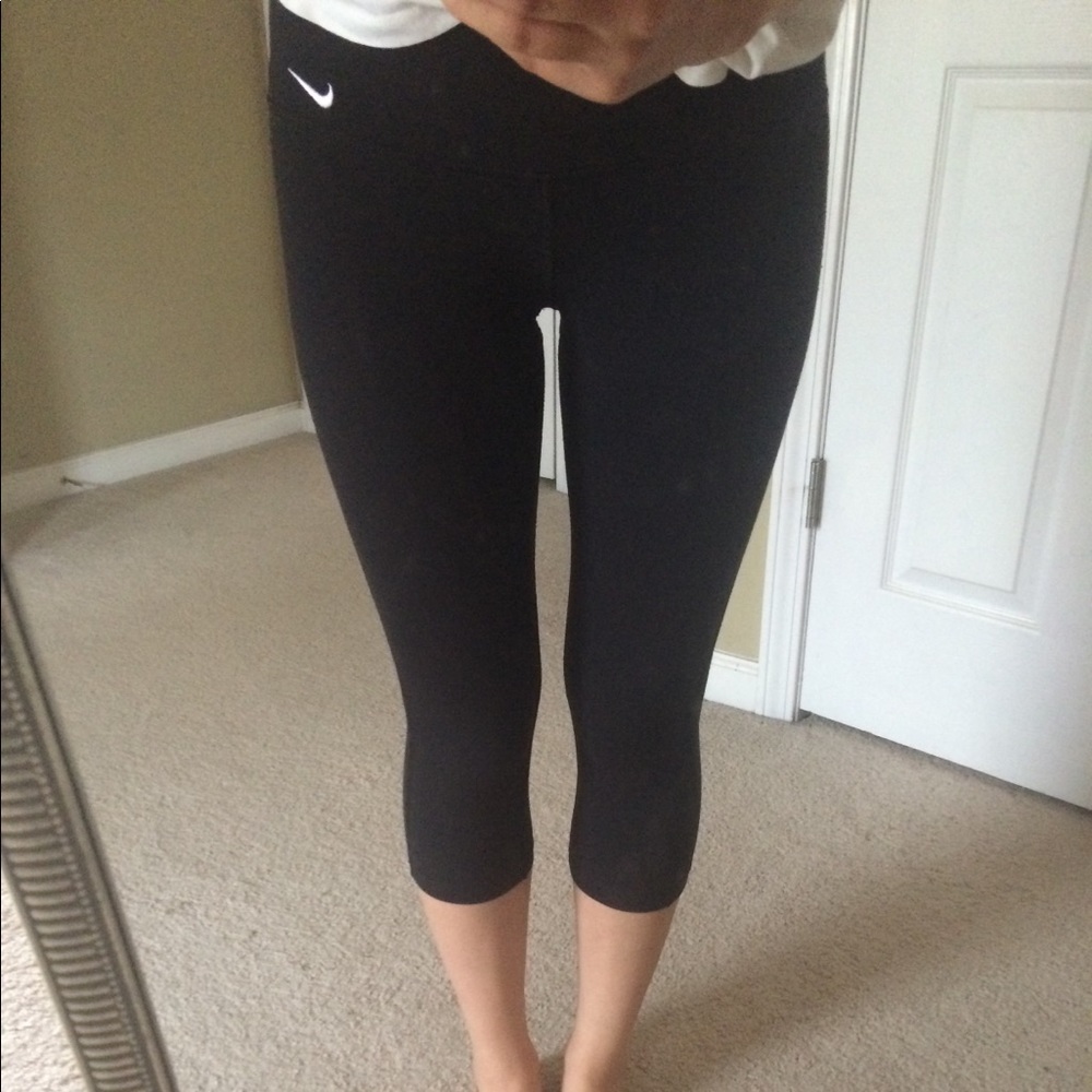 Nike Dri-fit Workout Crop Pants *FINAL SALE*