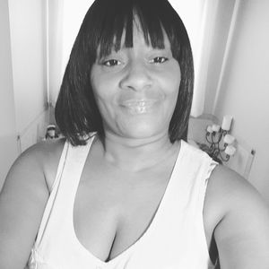 Meet your Posher, Cornelia