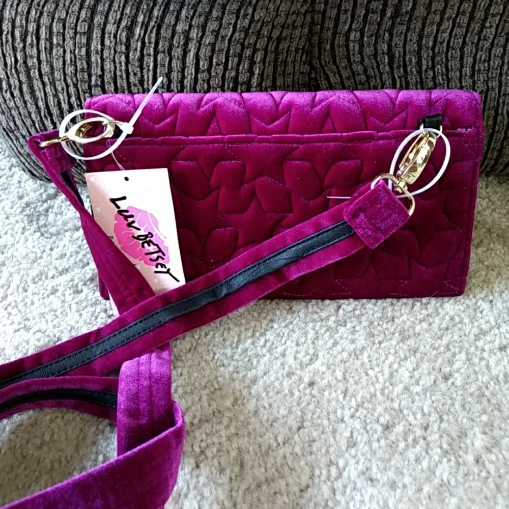 Sale - Limited Time  Betsey Johnson Purse - Picture 2 of 8