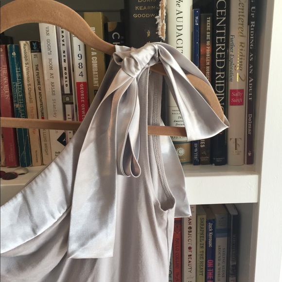 WHBM one shoulder silver top w/bow detail Size XS - Picture 2 of 3