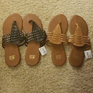 🌹Bundle Deal🌹 2 for $15 Sandals NWT Size 9