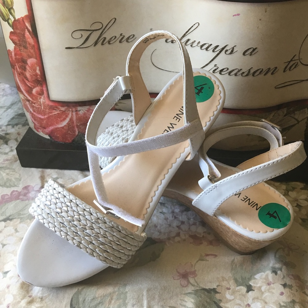 Girls wedge sandals