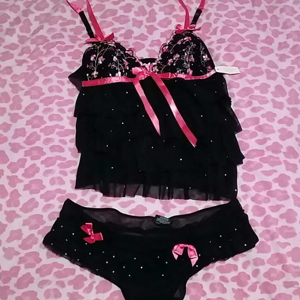 NWT victoria secret set