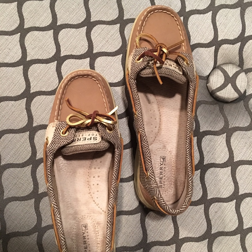 Worn once. Tan colored Sperry loafers.