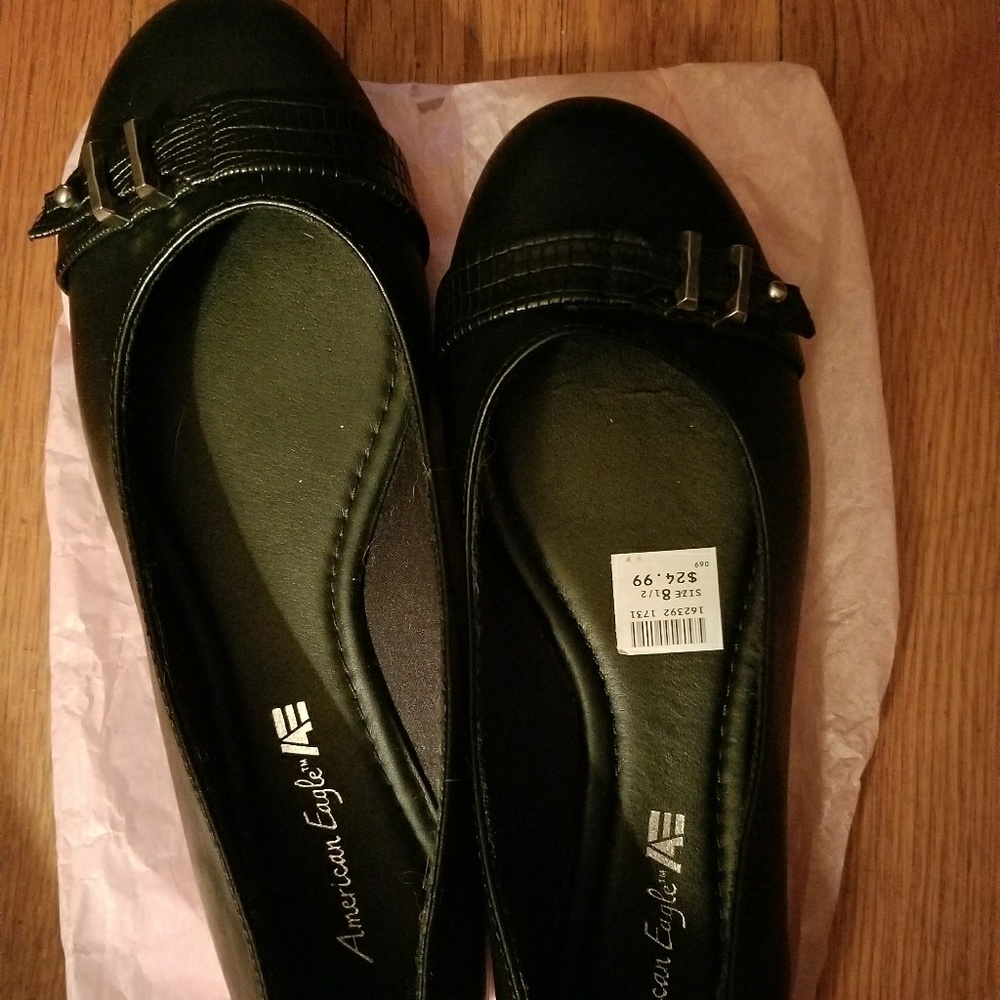 AMERICAN EAGLE SHOES/ Flats Color Black Size 8.5