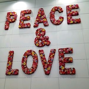 Meet your Posher, Thiam