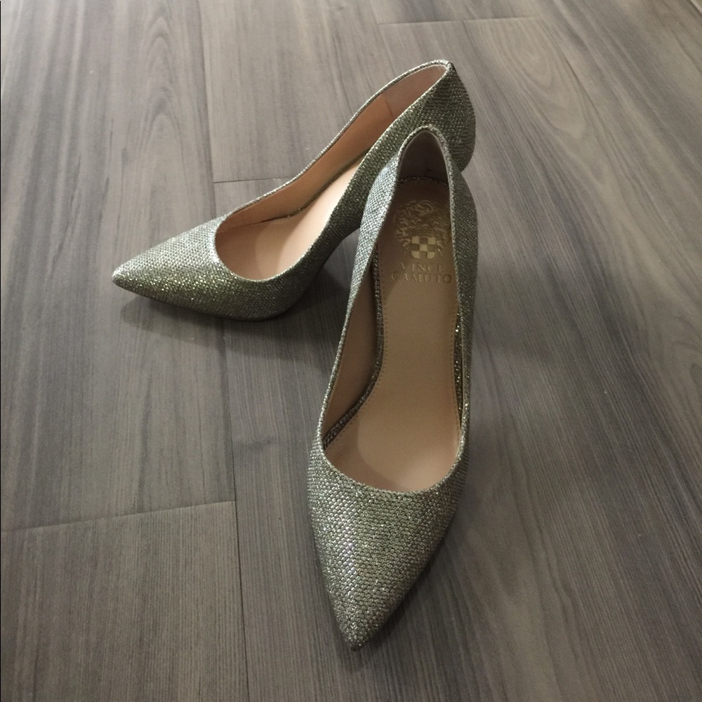 Vince Camuto Pumps