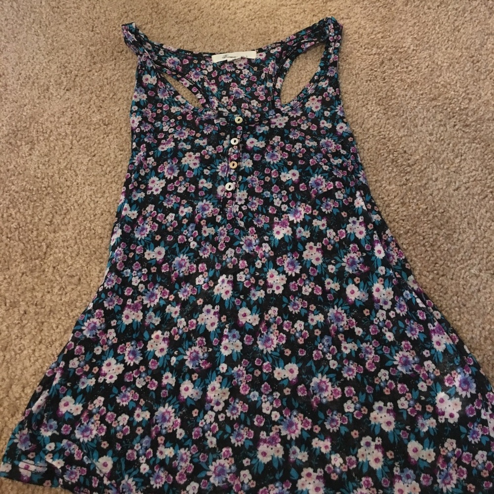 Floral patterned tank sz S