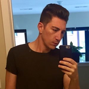 Meet your Posher, Amru