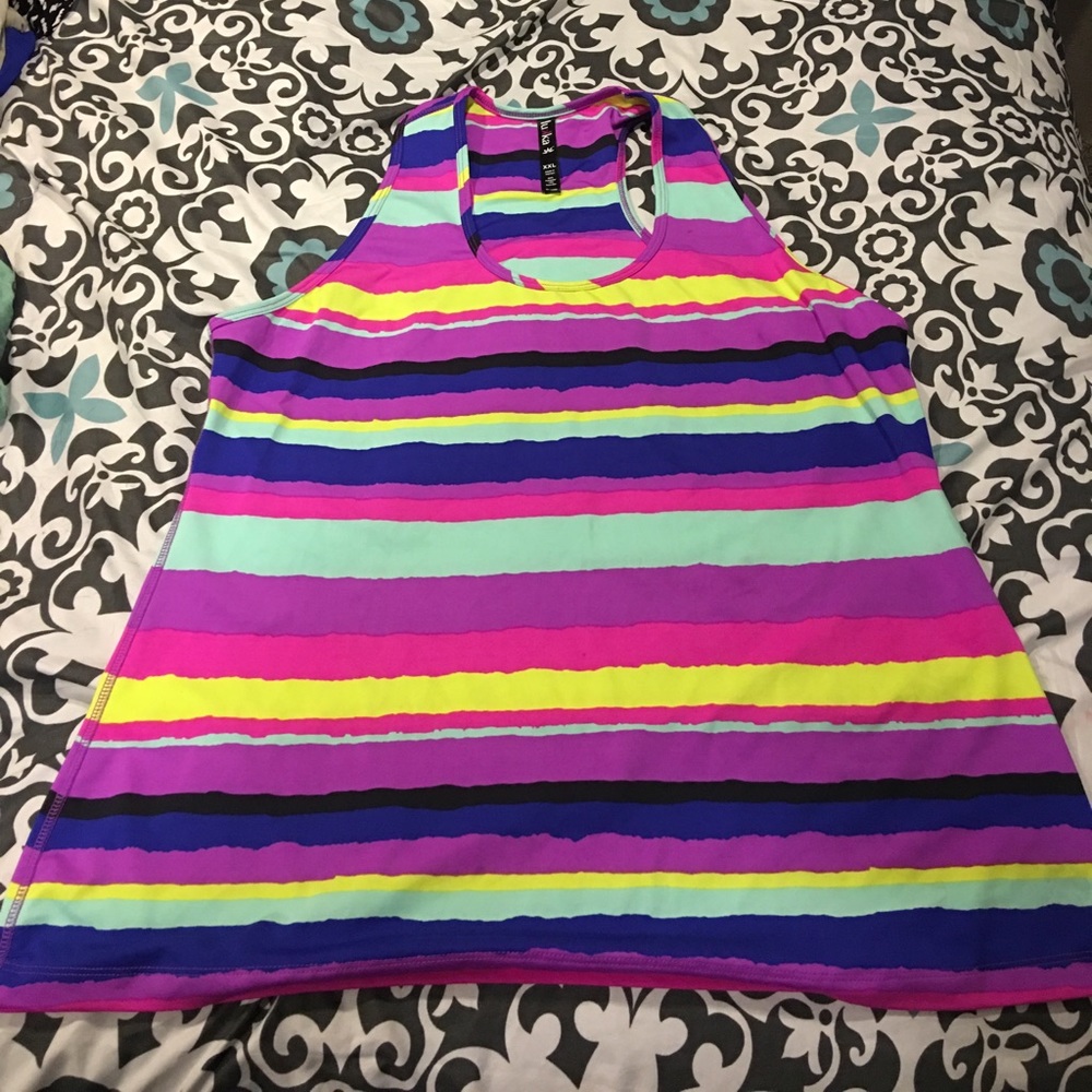 ⚡️ $5 FLASH $5 ⚡️Striped Work Out Razorback