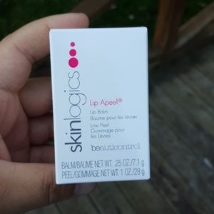 *New* Beauticontrol Lip Apeel