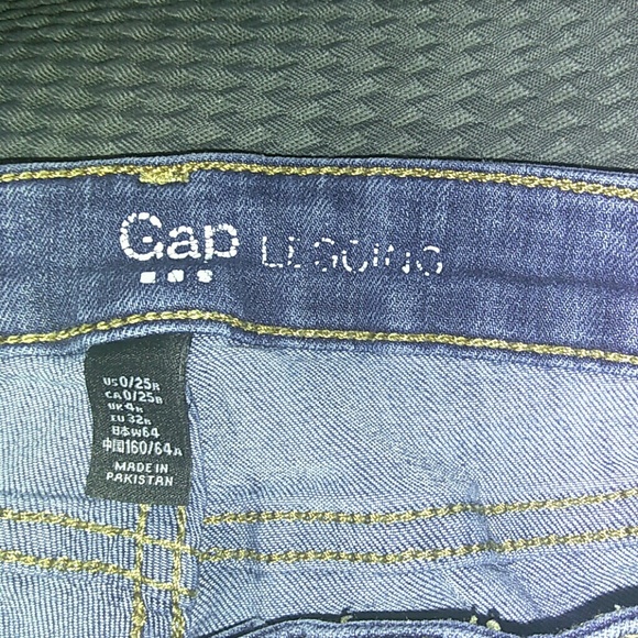 Gap jeans size 0 - Picture 3 of 3