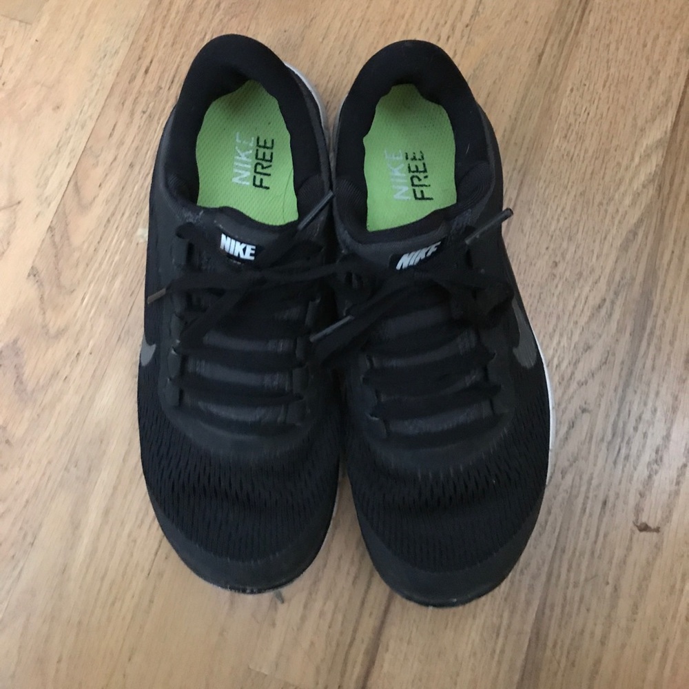 Nike free sneakers