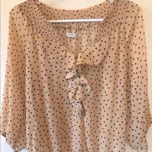 Polka dot top. Sheer. 3/4 sleeves.