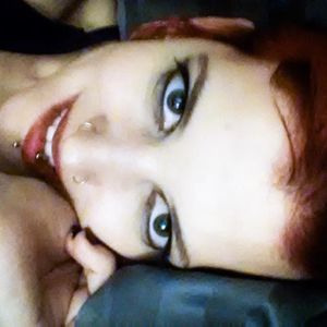 Meet your Posher, Iris