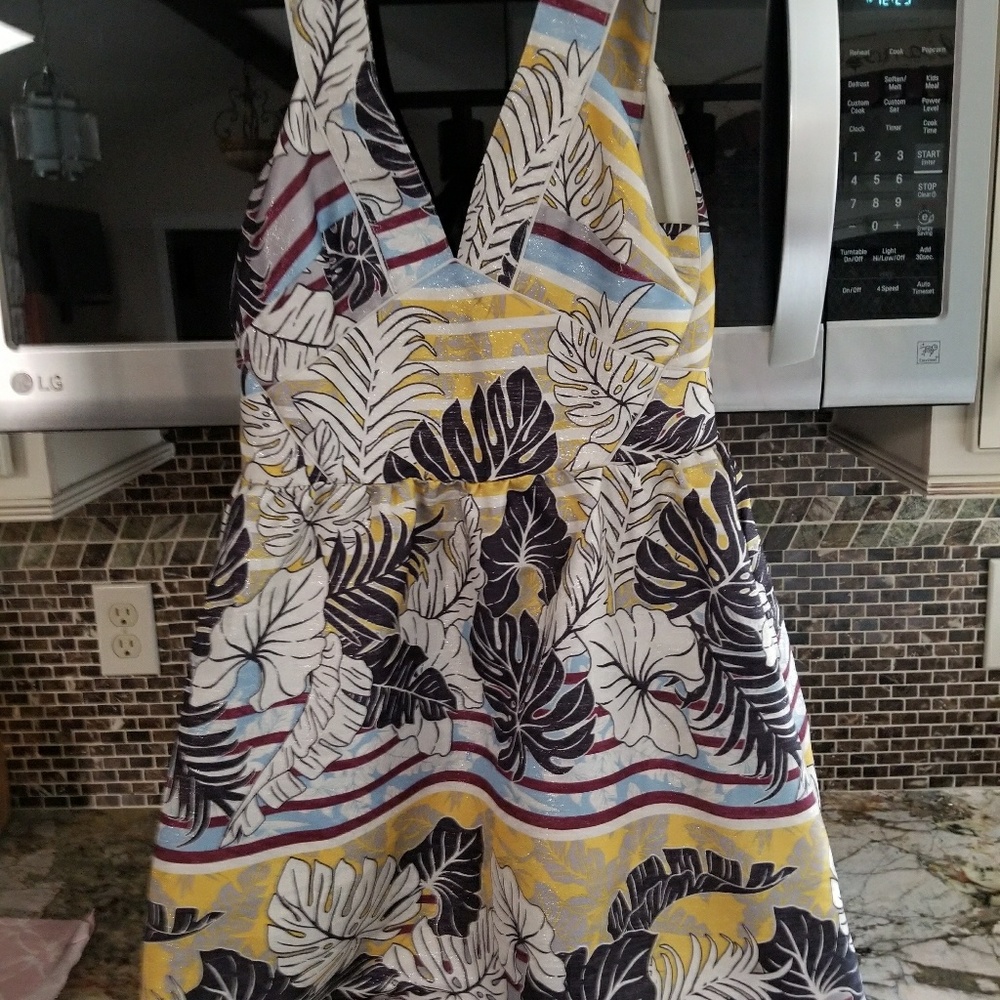 Dress - Picture 2 of 2