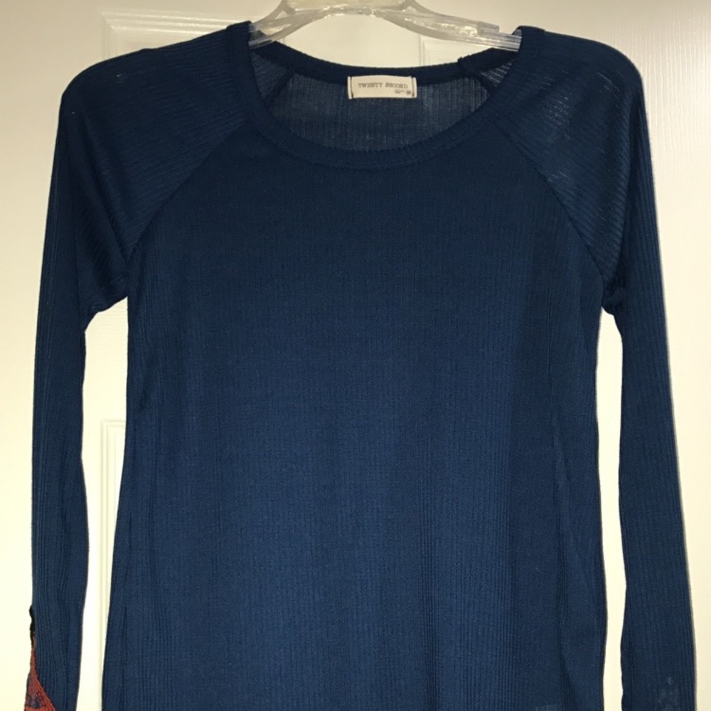 Woman's Long Sleeve Boutique Shirt