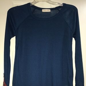 Woman's Long Sleeve Boutique Shirt